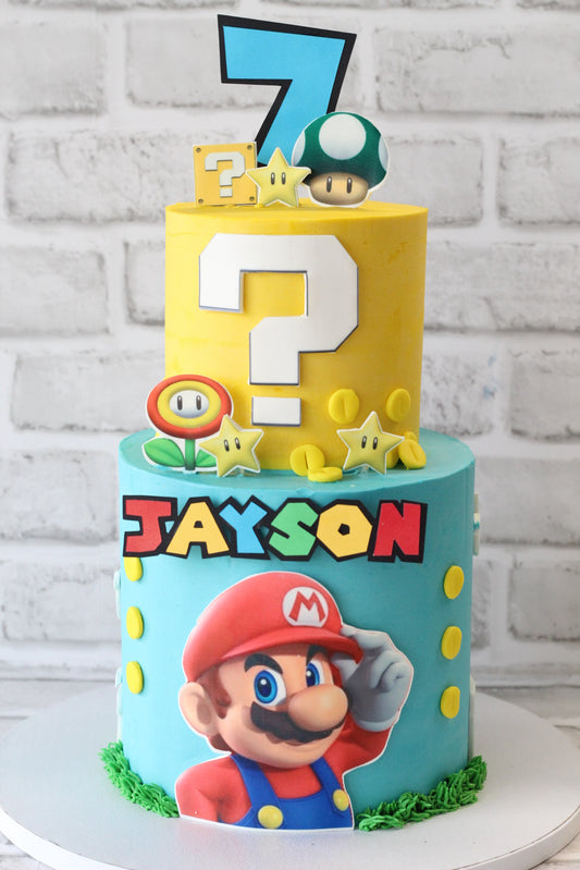 Gâteau personnalisé de luxe ( beaucoup de décoration) Enfant